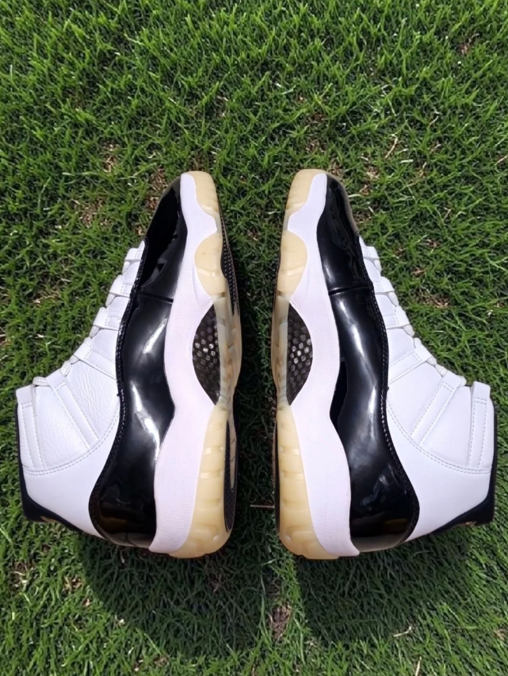 Air Jordan 11 Retro Gratitude 2023 Black Gold Mens Size 12 With Box